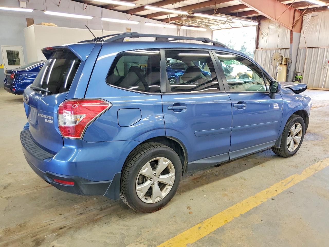 2015 SUBARU FORESTER