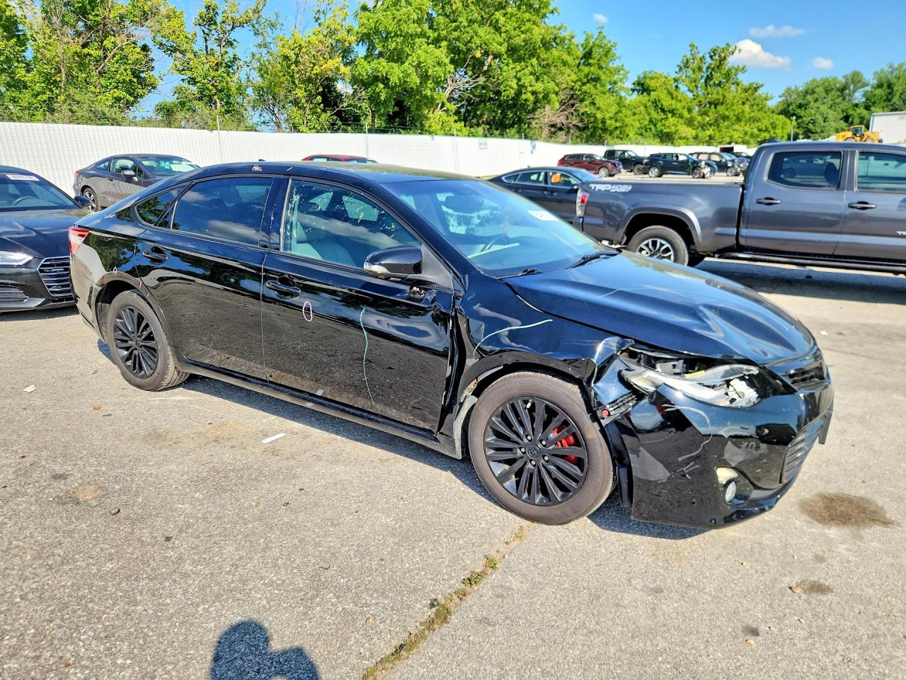 2013 TOYOTA AVALON