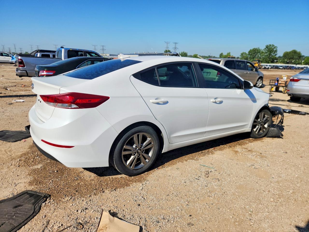 2018 HYUNDAI ELANTRA