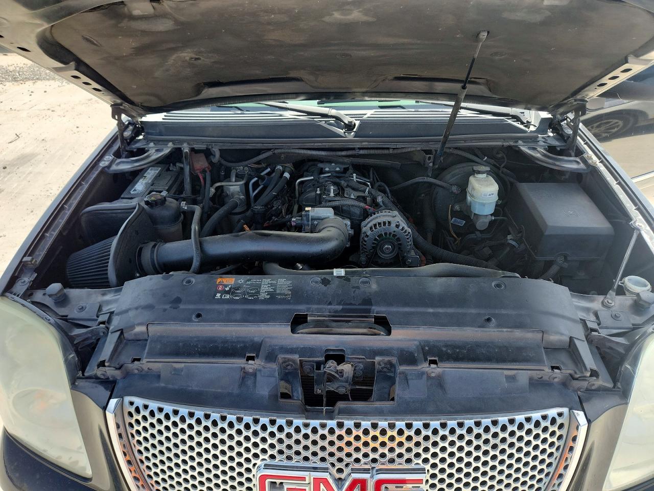 2013 GMC YUKON