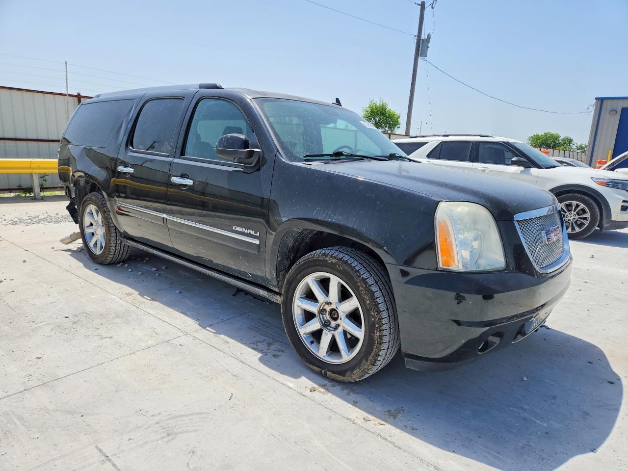 2013 GMC YUKON