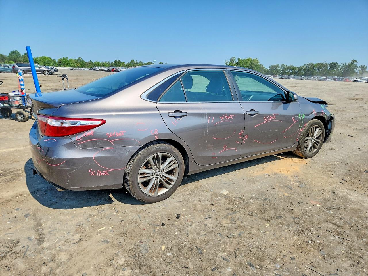 2015 TOYOTA CAMRY