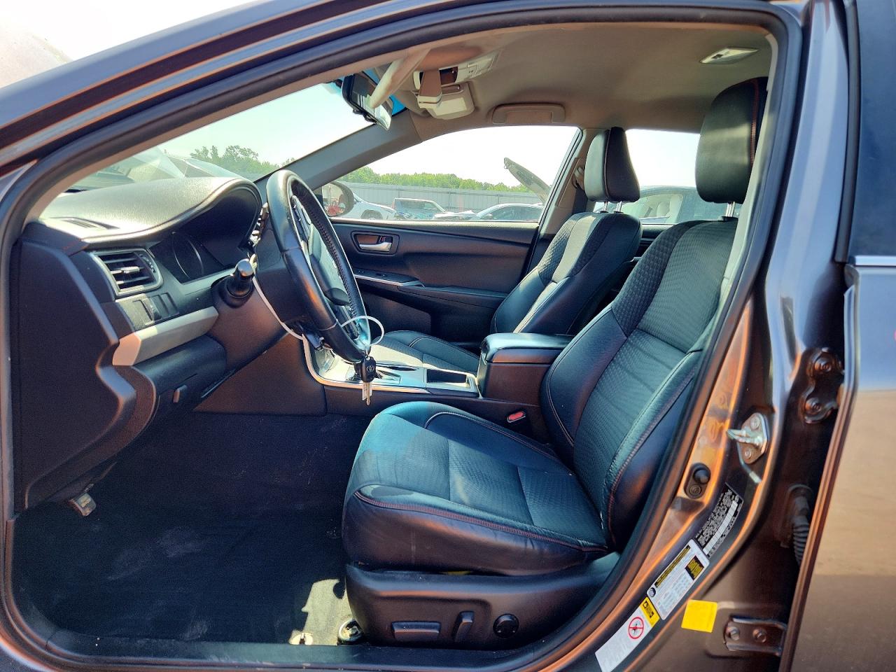 2015 TOYOTA CAMRY