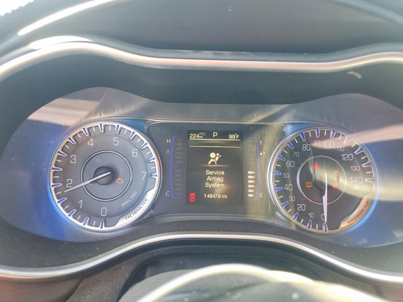 2015 CHRYSLER 200