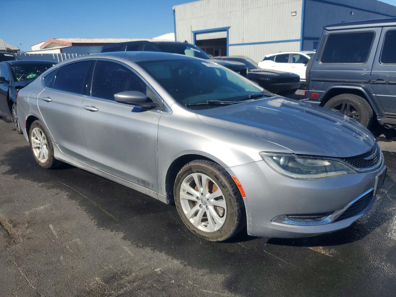 2015 CHRYSLER 200