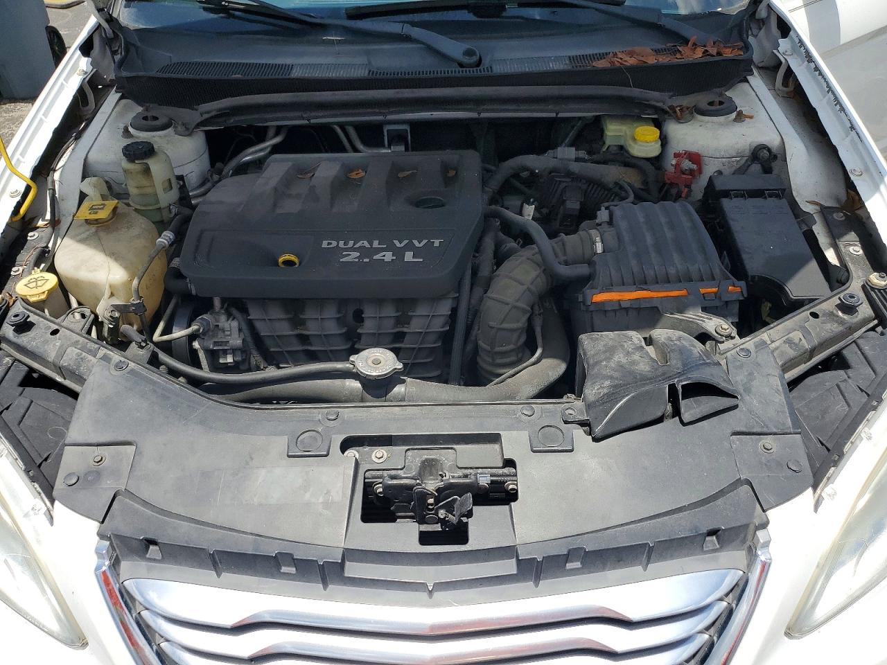 2012 CHRYSLER 200
