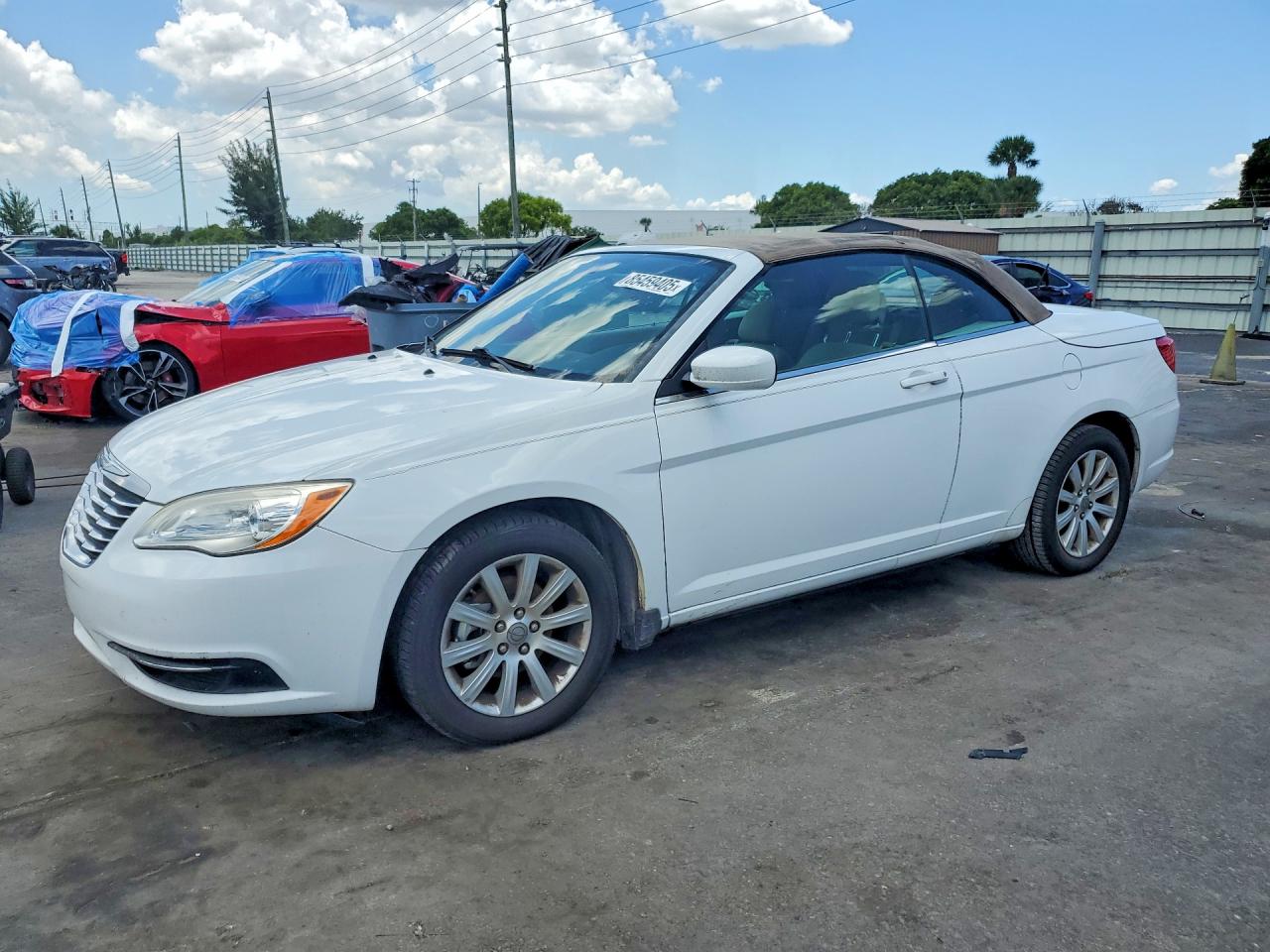 2012 CHRYSLER 200