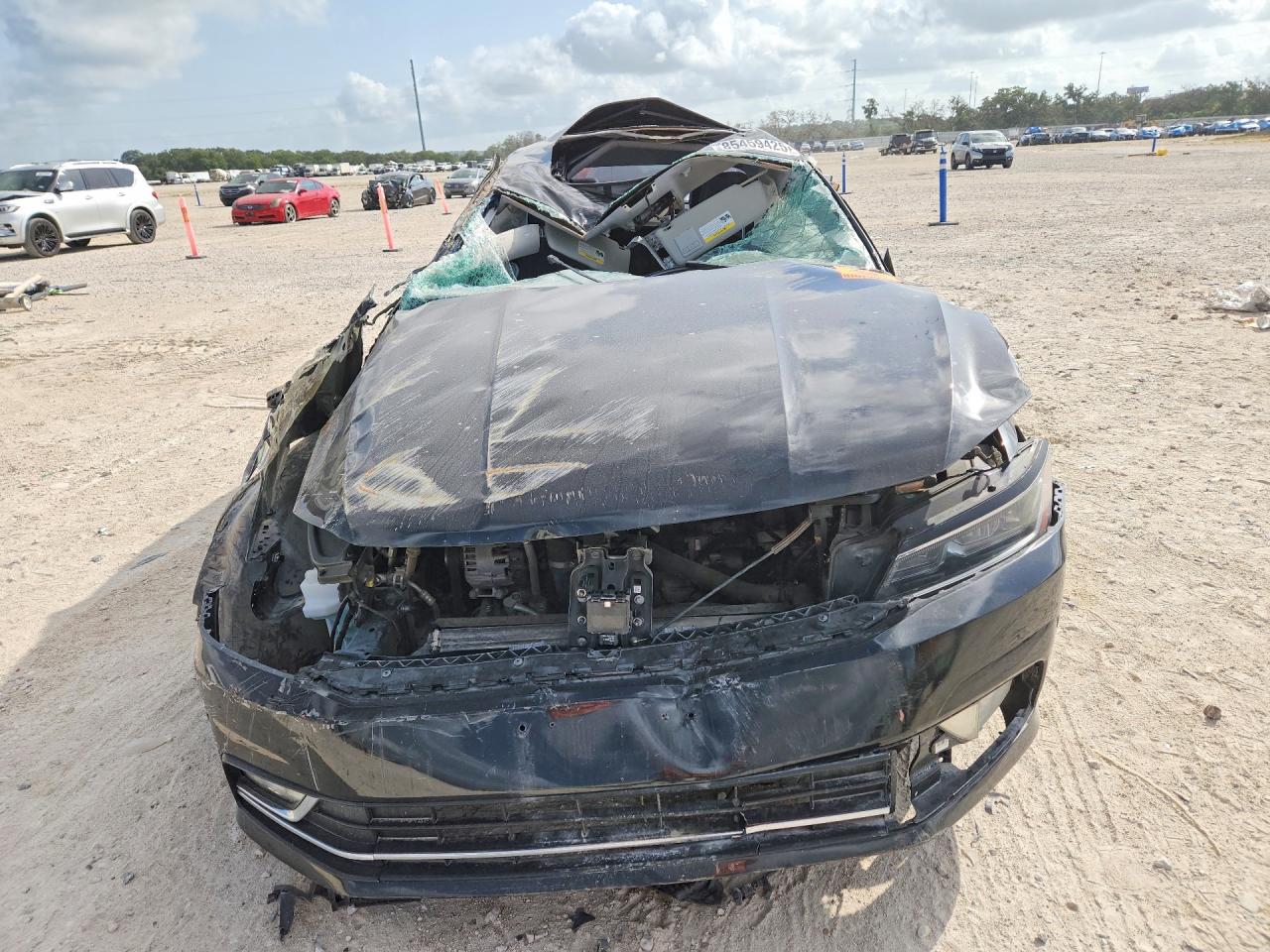 2016 VOLKSWAGEN PASSAT