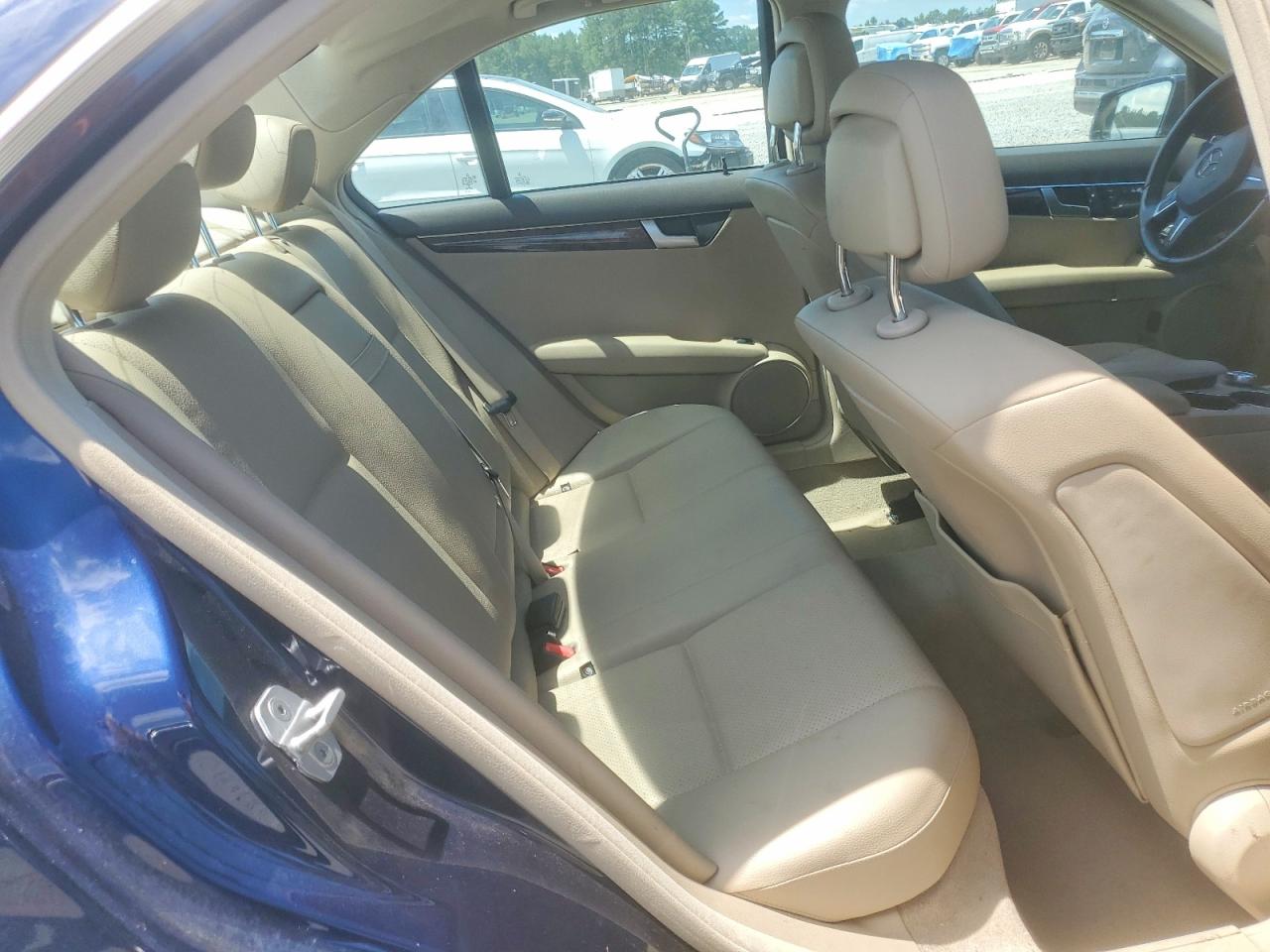 2014 MERCEDES-BENZ C-CLASS