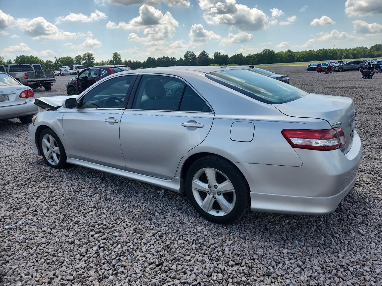2011 TOYOTA CAMRY