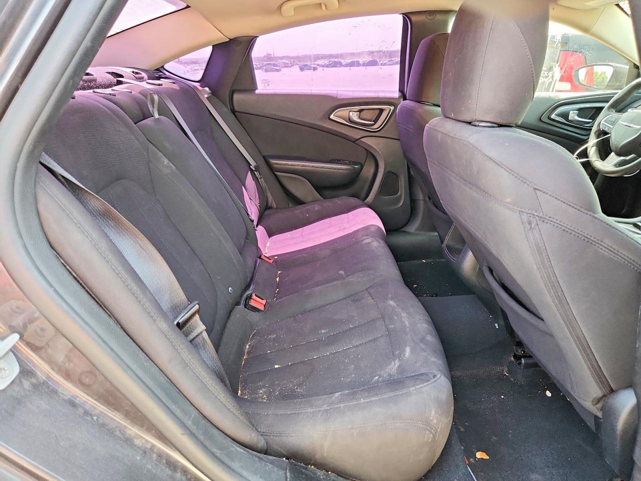 2015 CHRYSLER 200