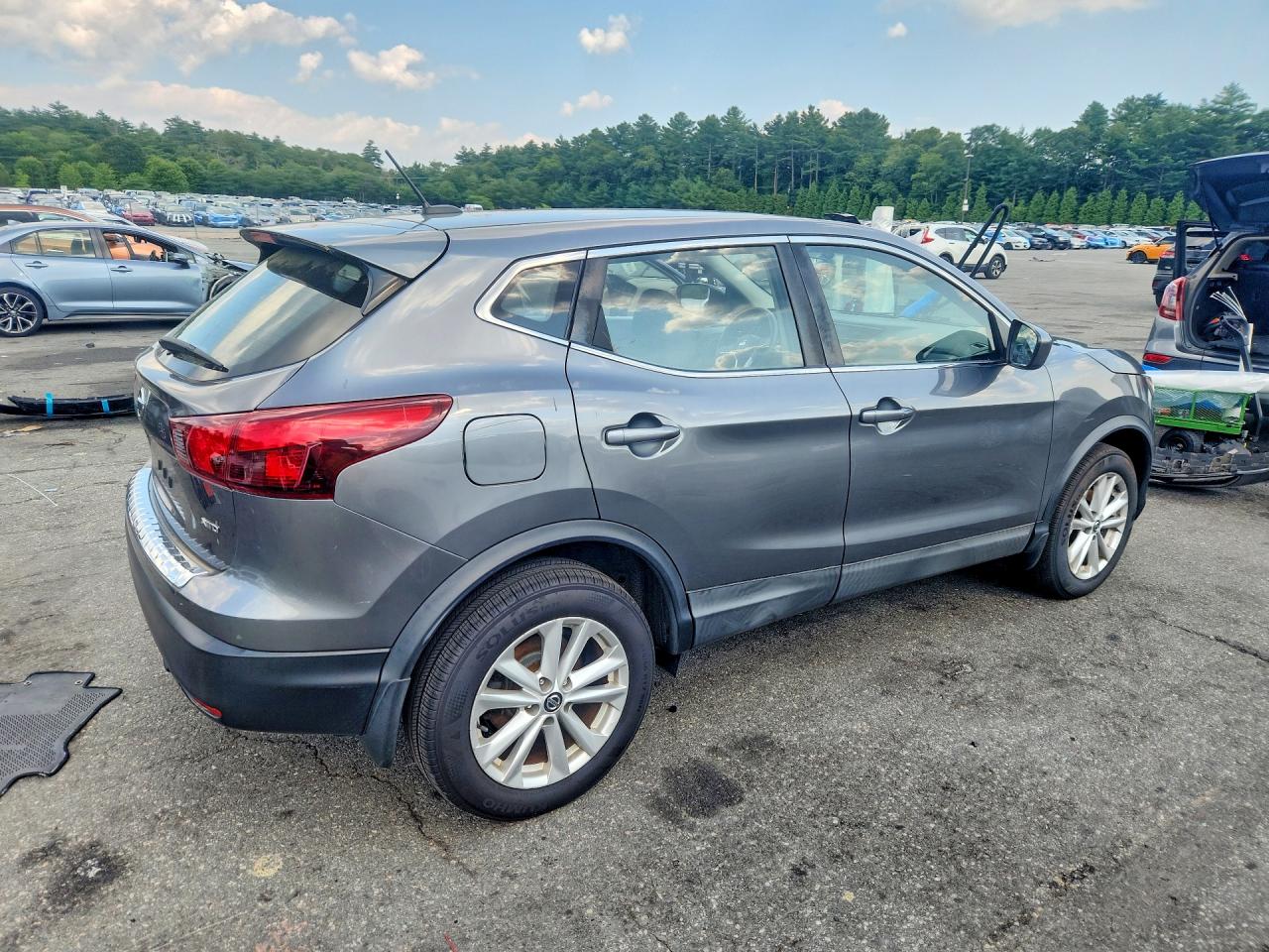 2019 NISSAN ROGUE