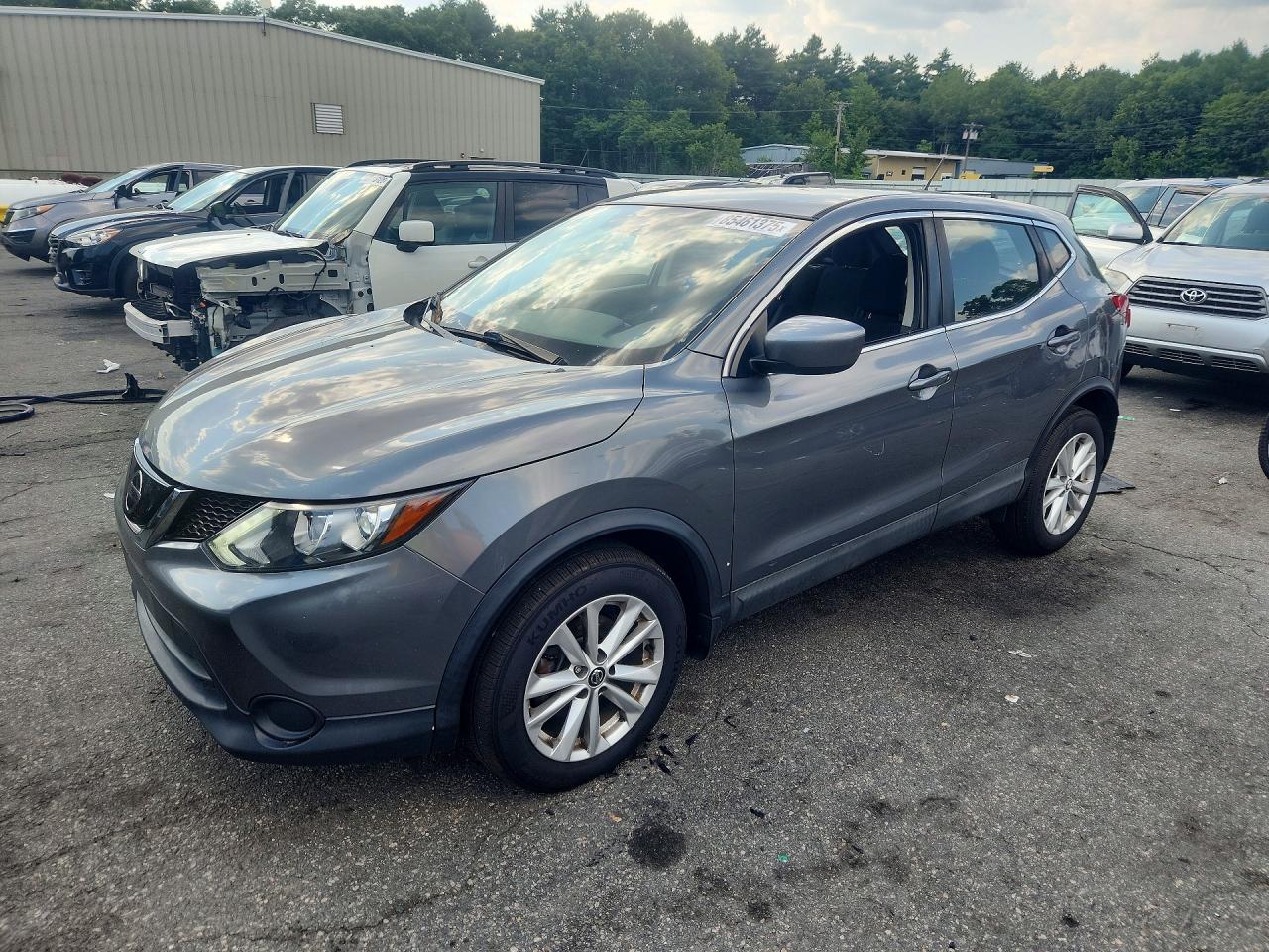 2019 NISSAN ROGUE