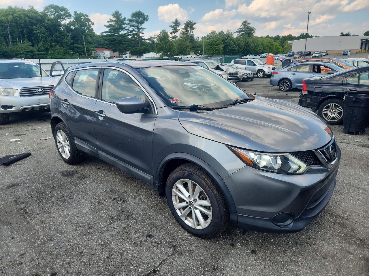 2019 NISSAN ROGUE