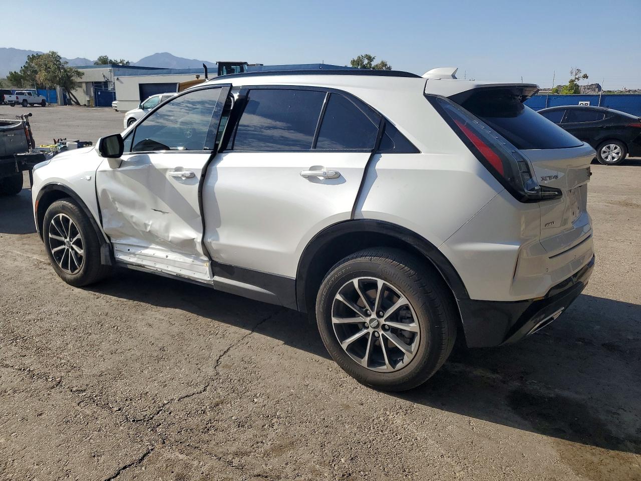 2024 CADILLAC XT4