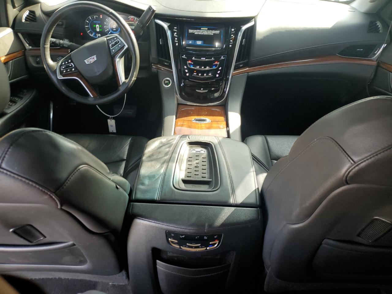 2017 CADILLAC ESCALADE