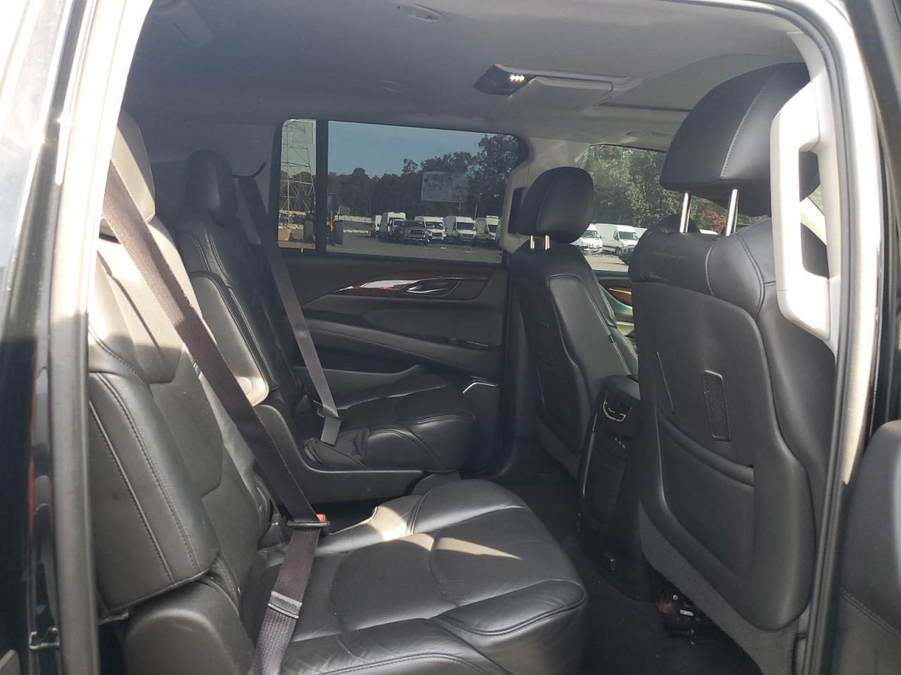 2017 CADILLAC ESCALADE
