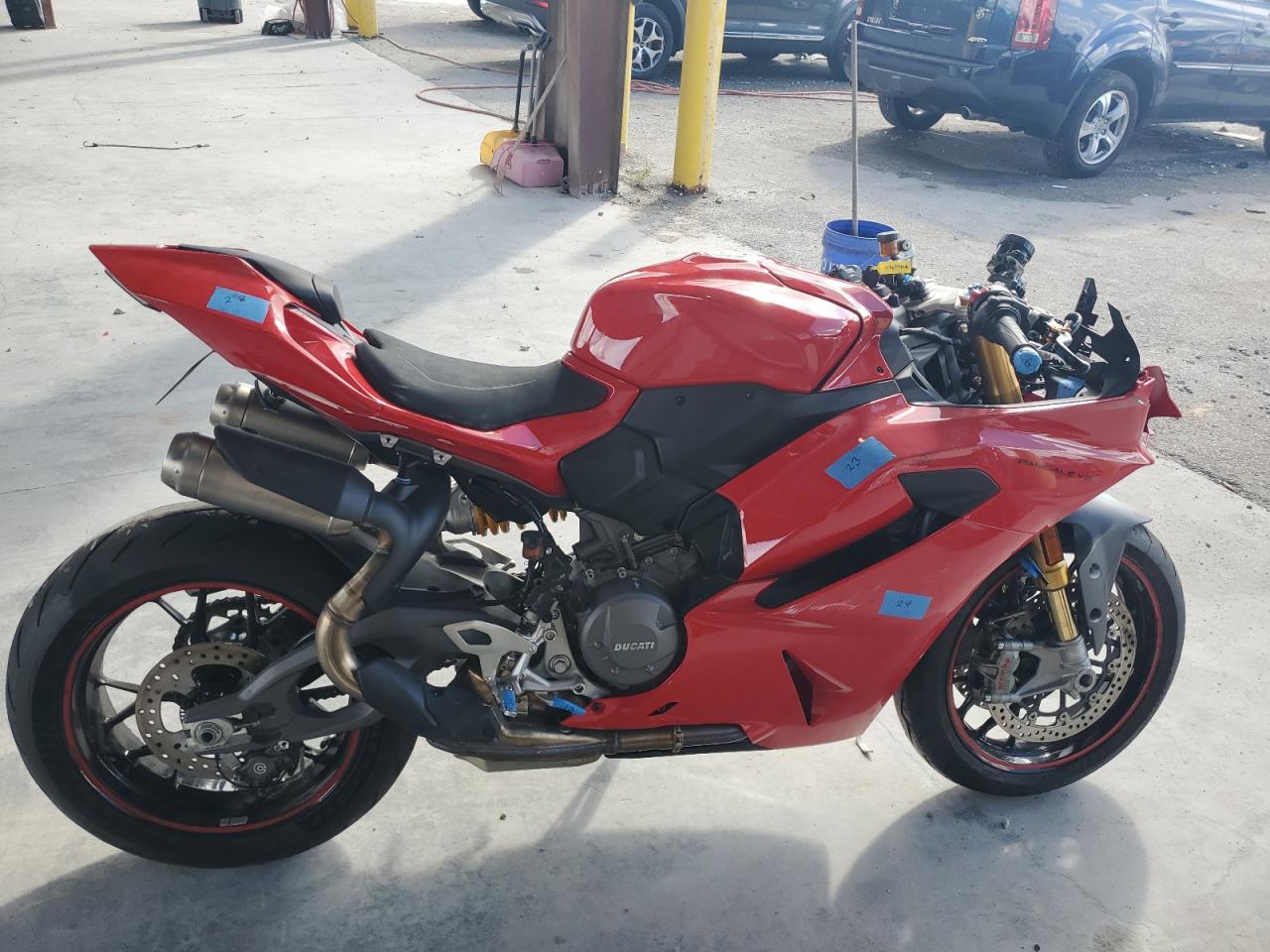 2025 DUCATI PANIGALE