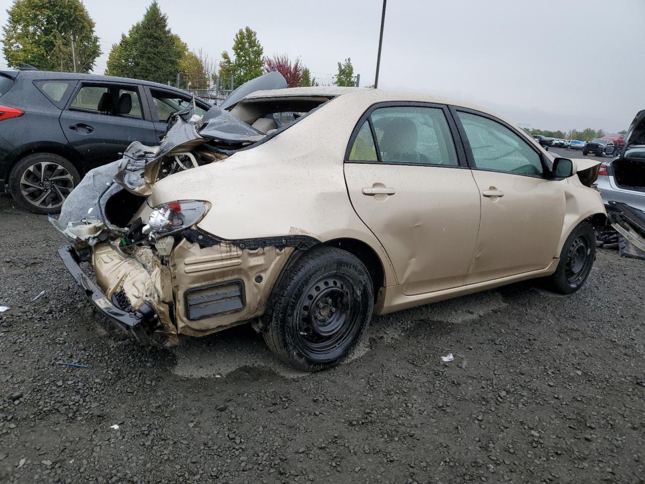 2011 TOYOTA COROLLA