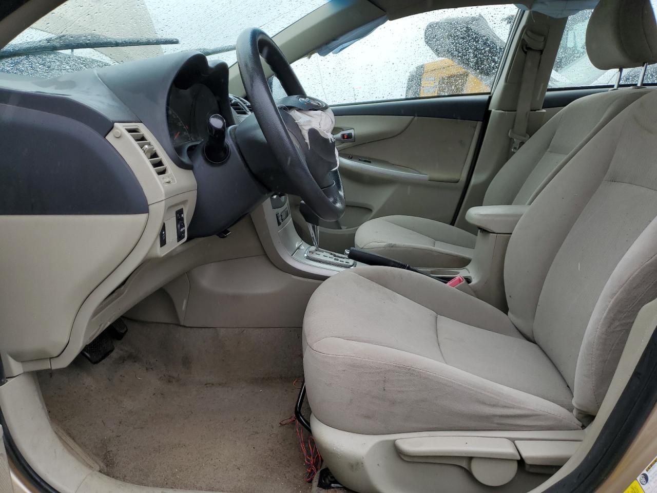 2011 TOYOTA COROLLA
