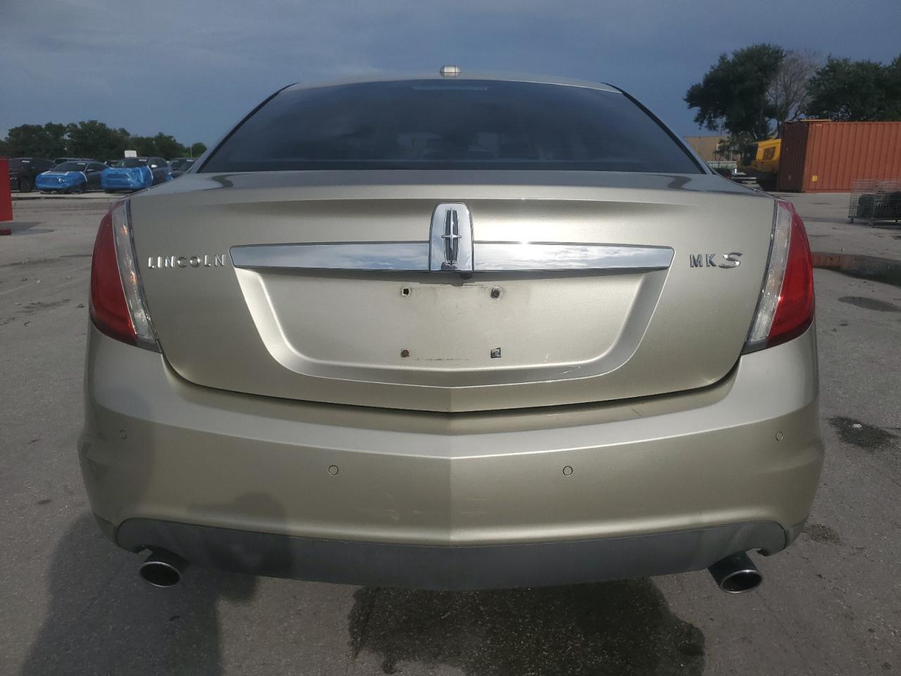 2011 LINCOLN MKS