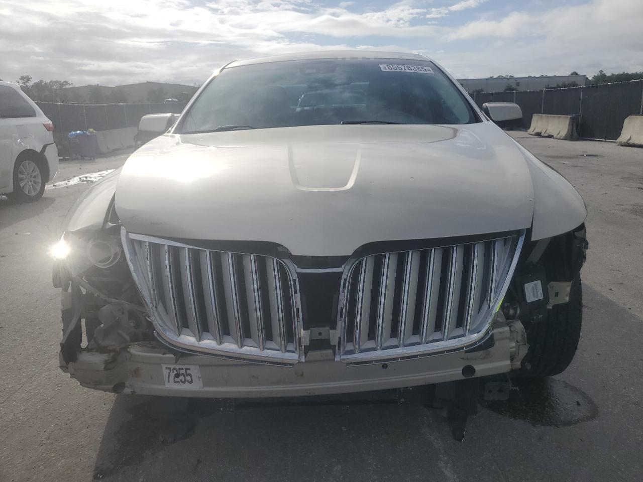 2011 LINCOLN MKS