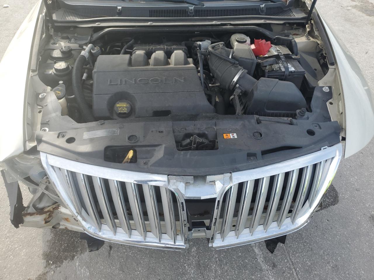 2011 LINCOLN MKS
