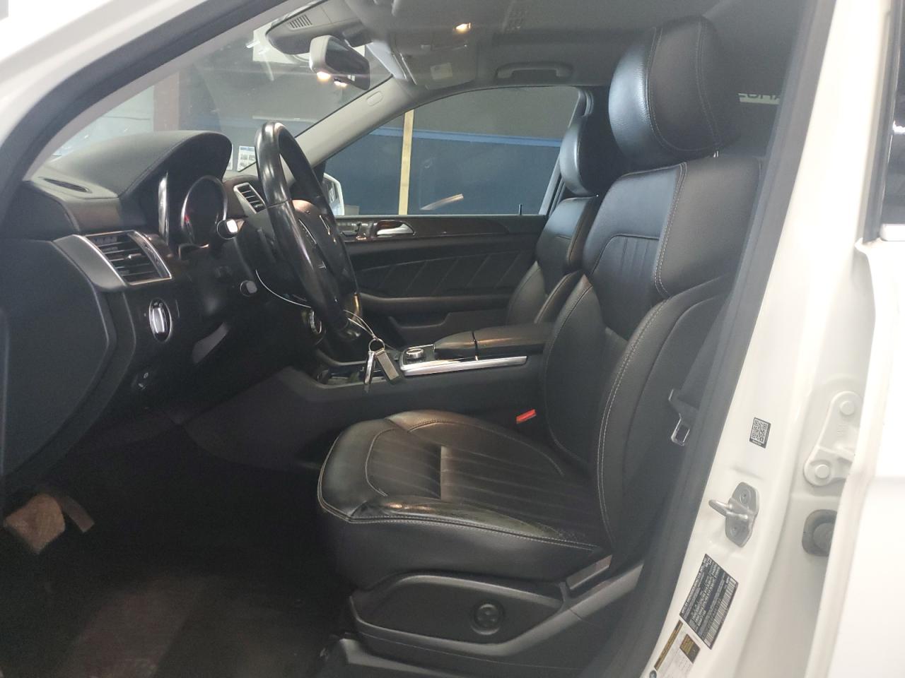 2015 MERZ GL-CLASS