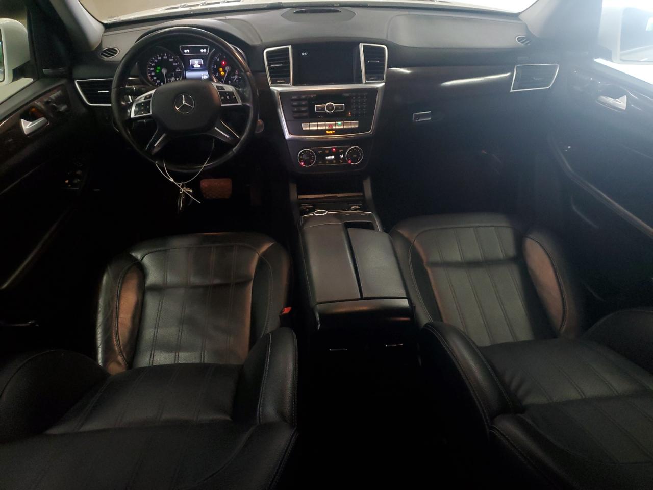 2015 MERZ GL-CLASS