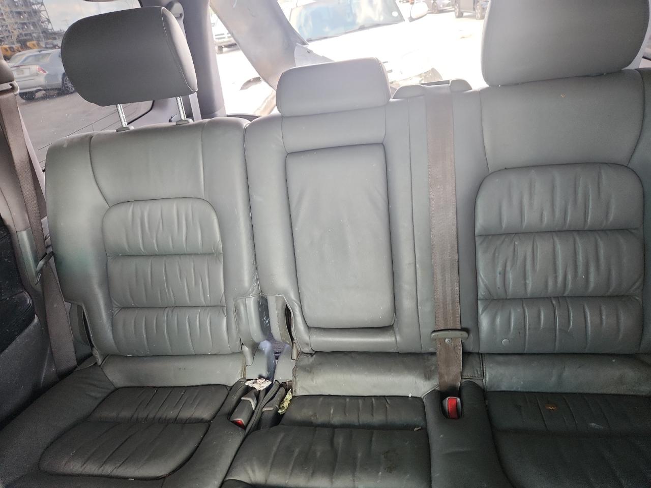 2006 LEXUS LX470