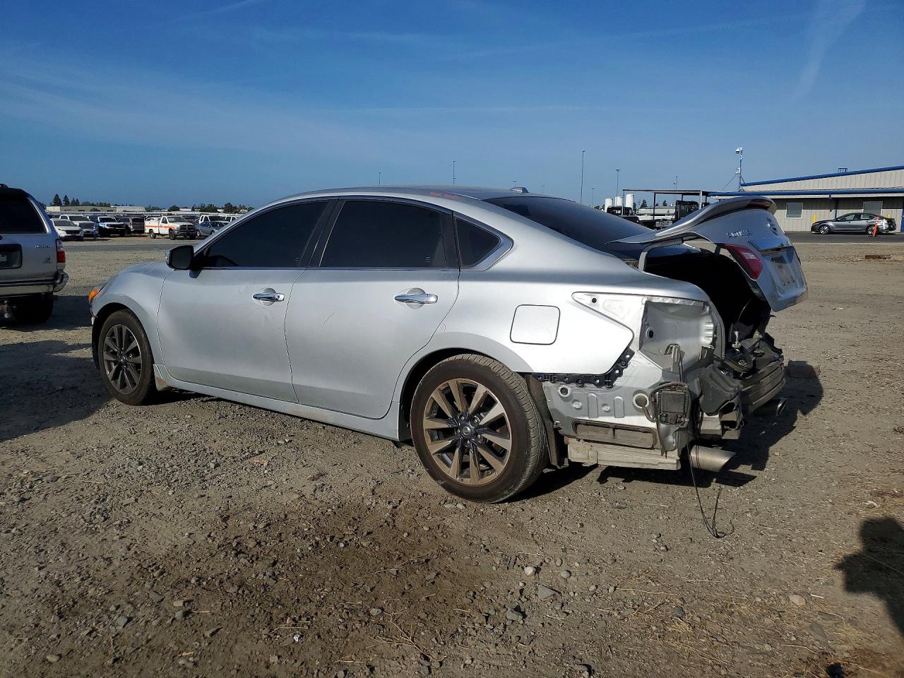 2017 NISSAN ALTIMA