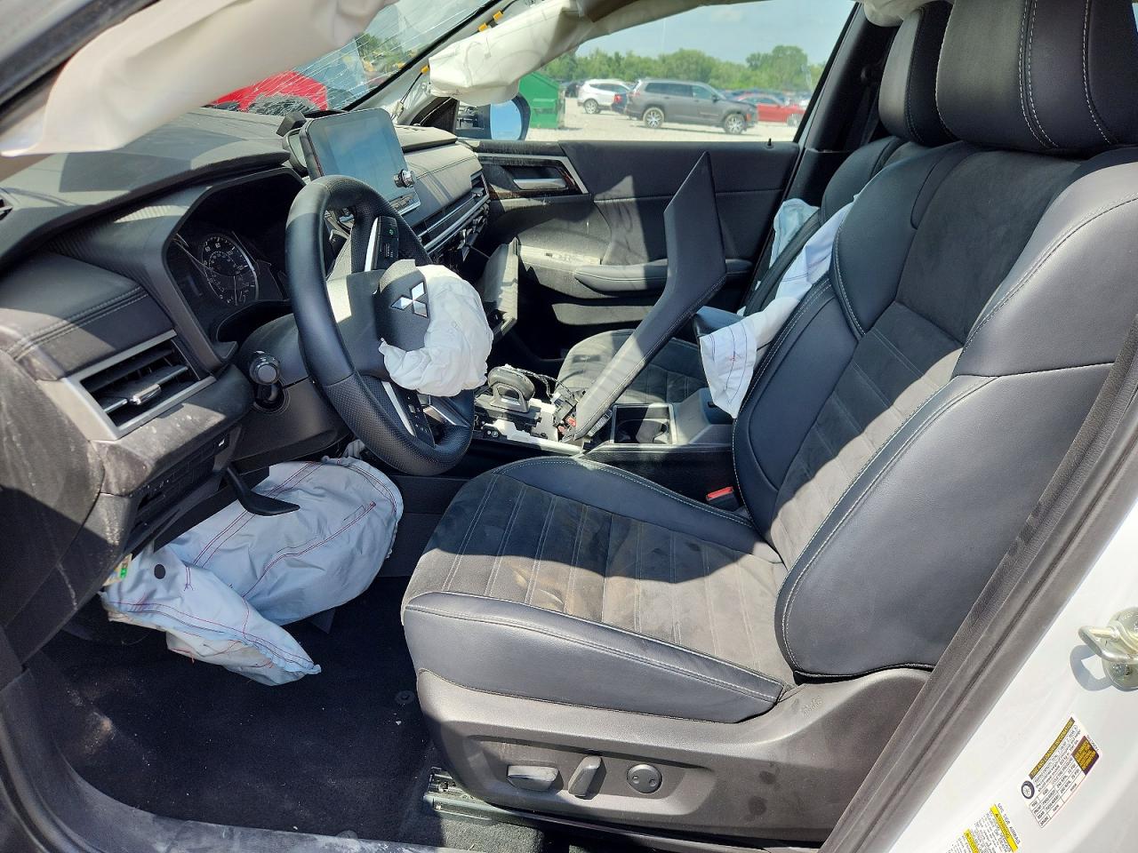 2024 MITSUBISHI OUTLANDER
