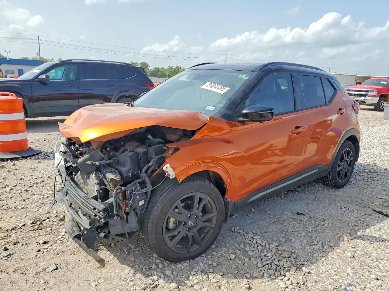 2023 NISSAN KICKS