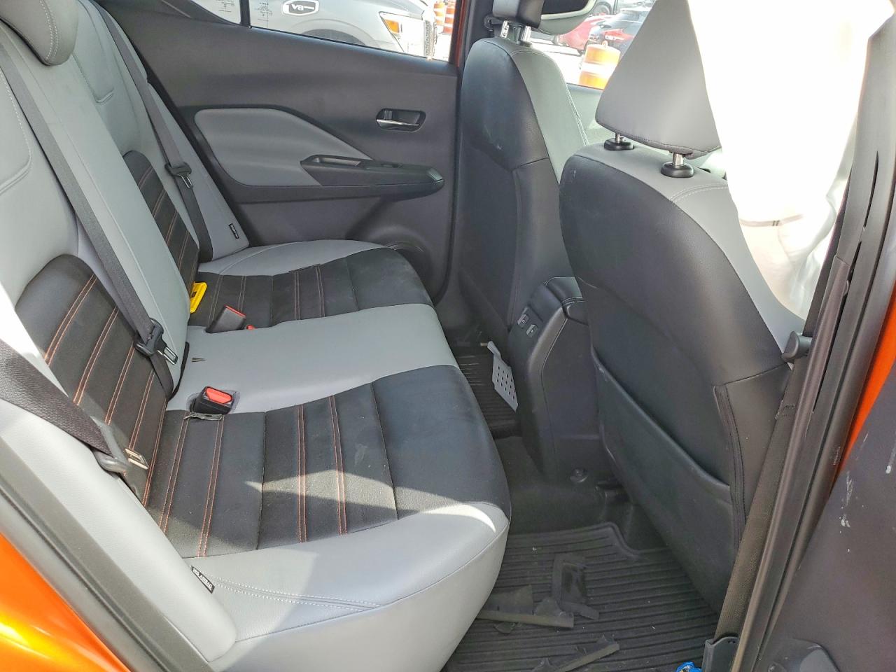 2023 NISSAN KICKS
