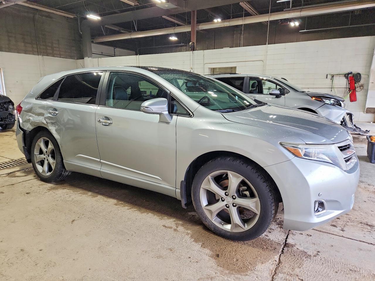 2015 TOYOTA VENZA