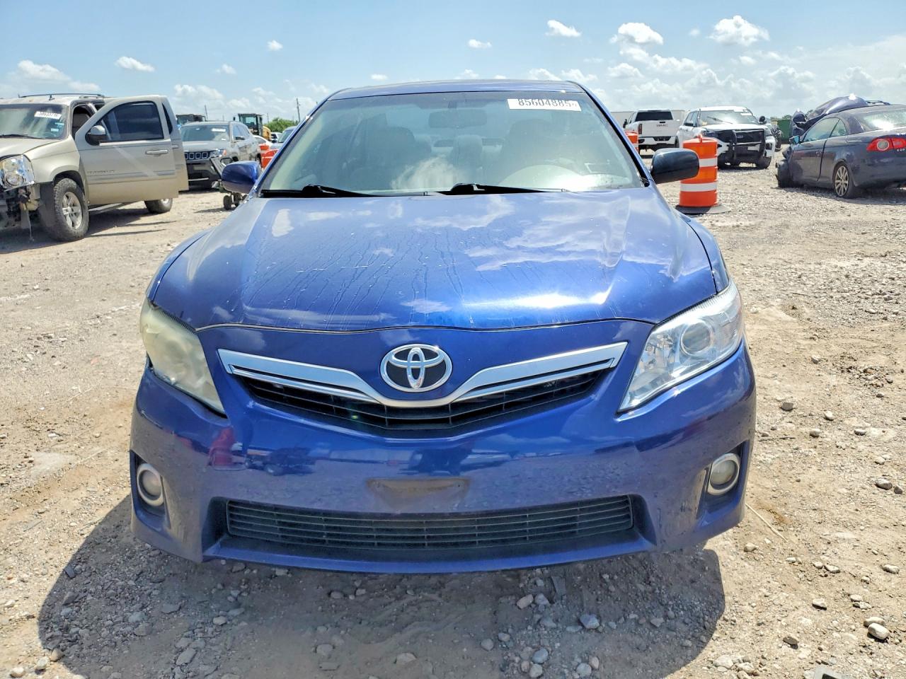 2011 TOYOTA CAMRY