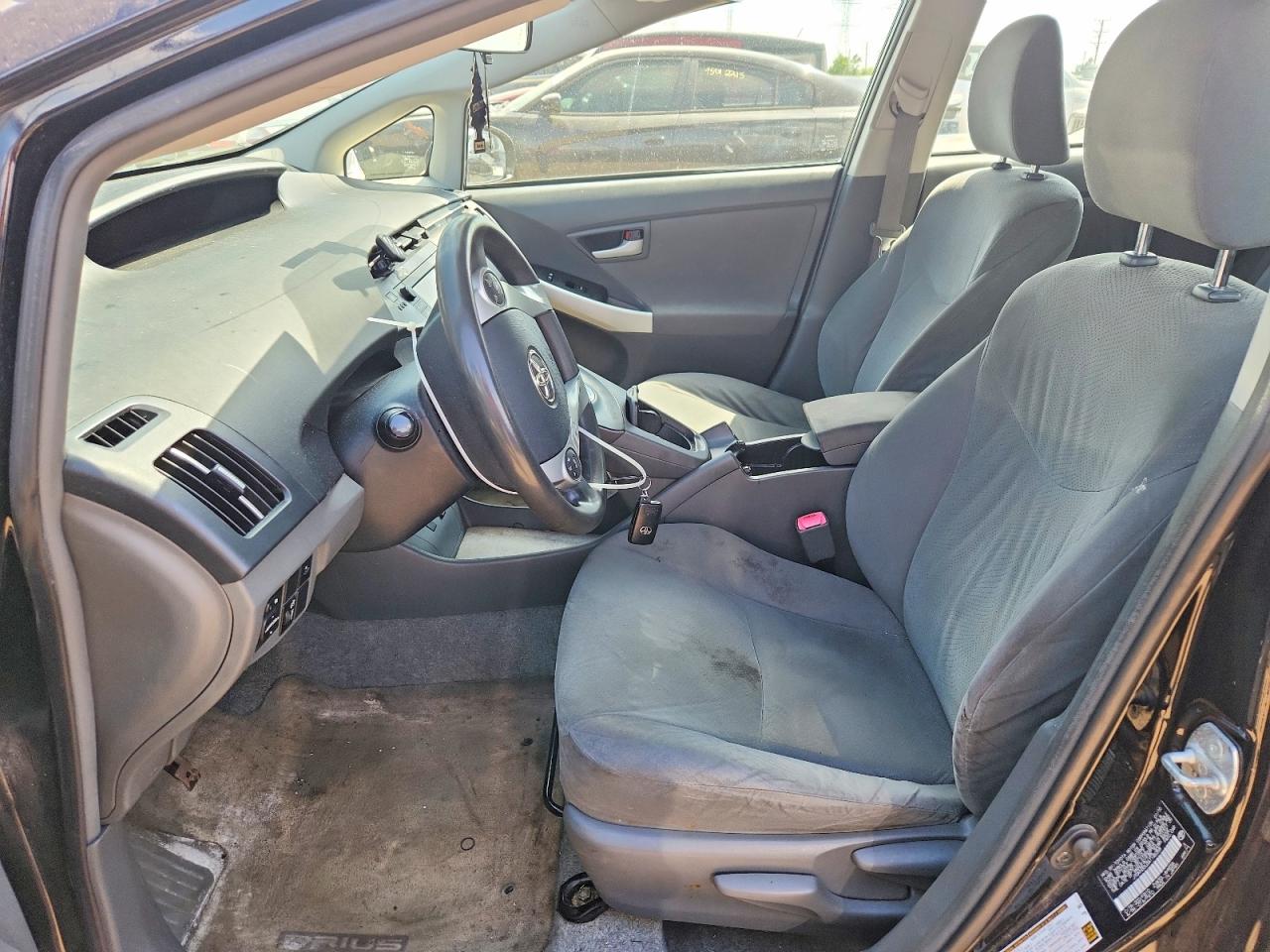 2010 TOYOTA PRIUS