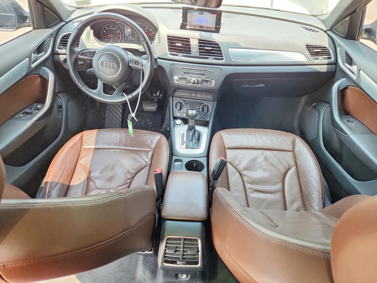 2016 AUDI Q3