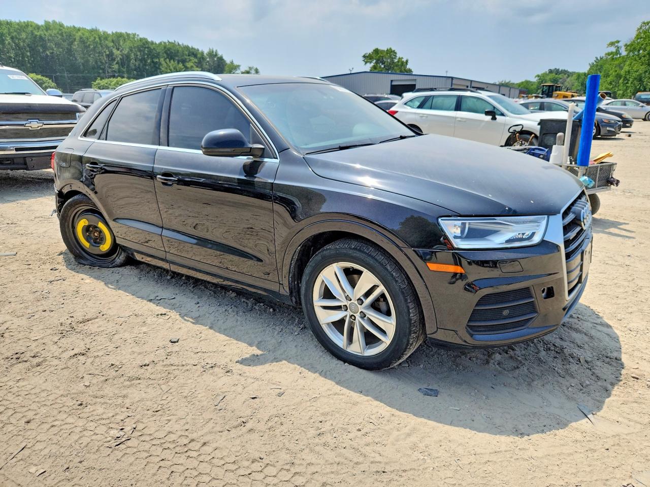 2016 AUDI Q3