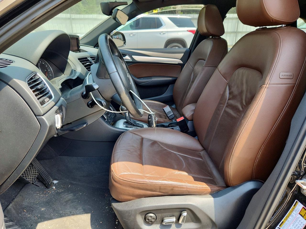 2016 AUDI Q3