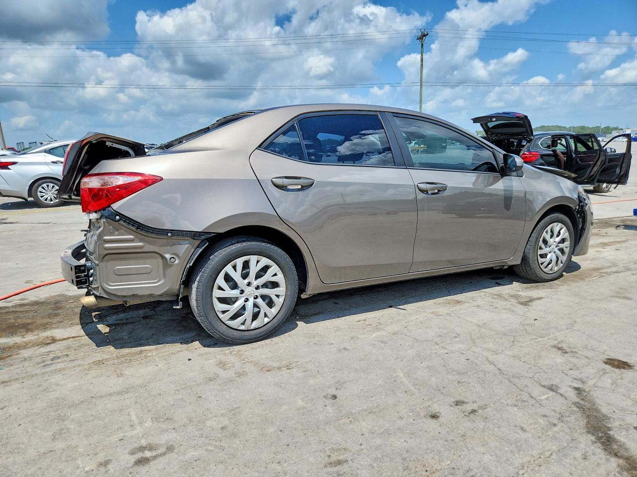 2019 TOYOTA COROLLA