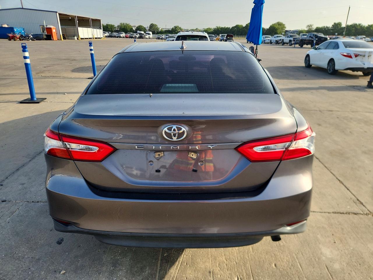 2019 TOYOTA CAMRY