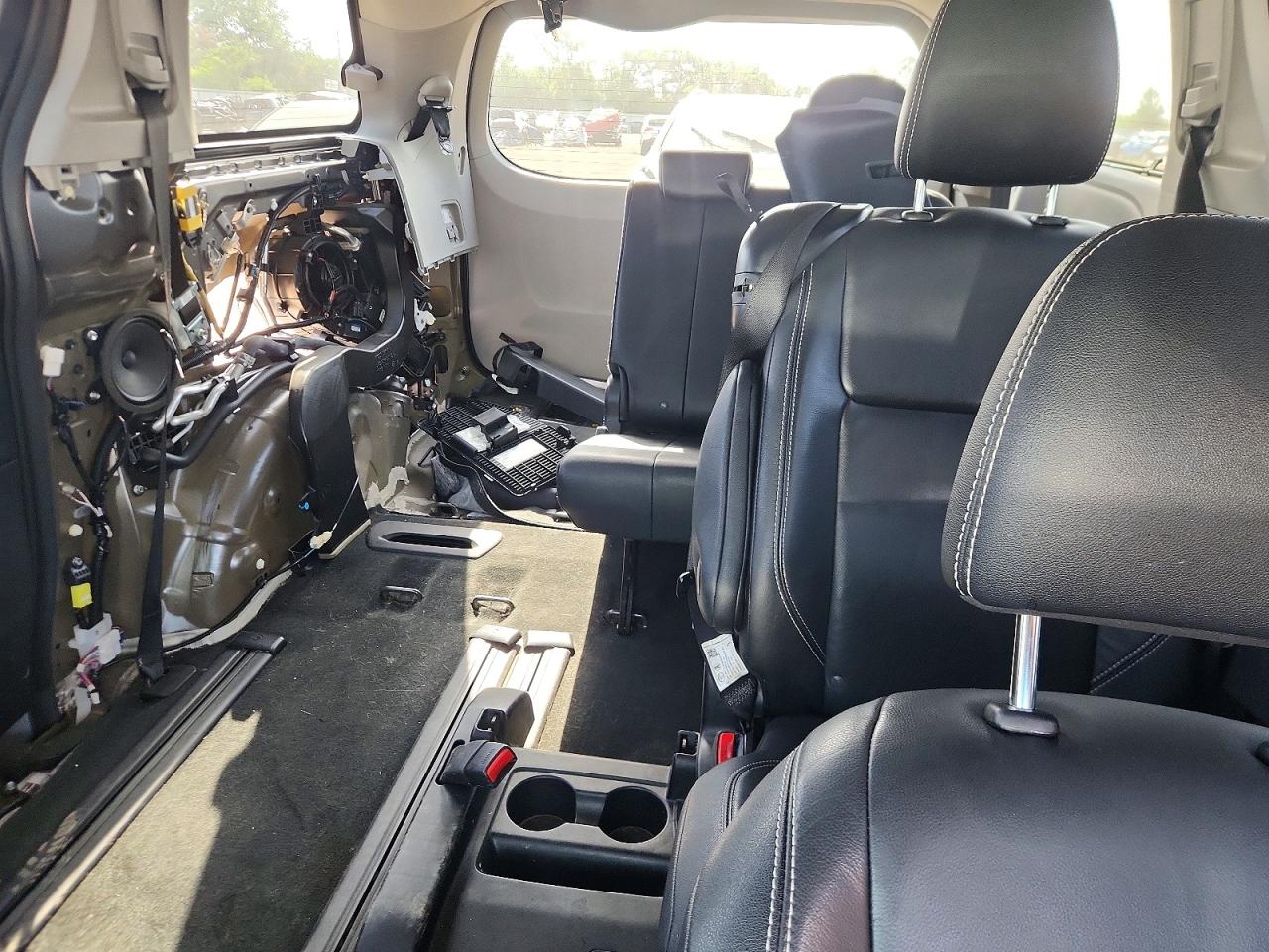 2017 TOYOTA SIENNA