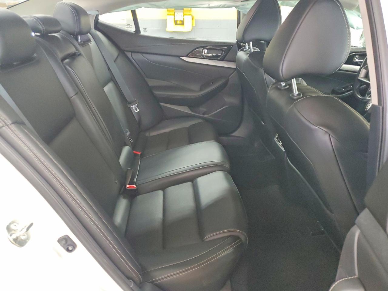 2017 NISSAN MAXIMA