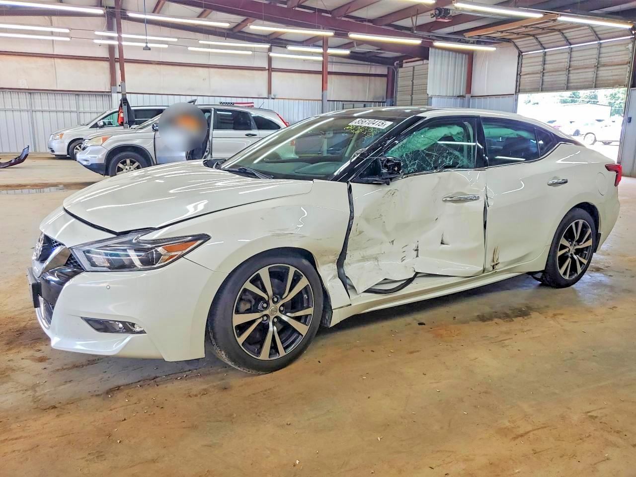 2017 NISSAN MAXIMA