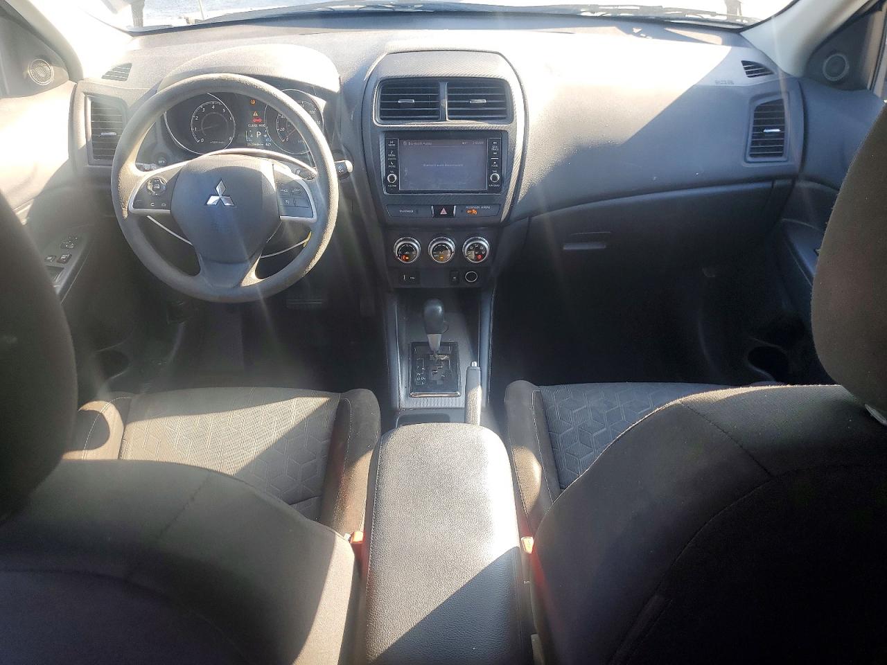 2020 MITSUBISHI OUTLANDER