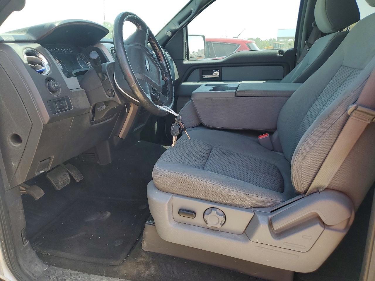 2012 FORD F150