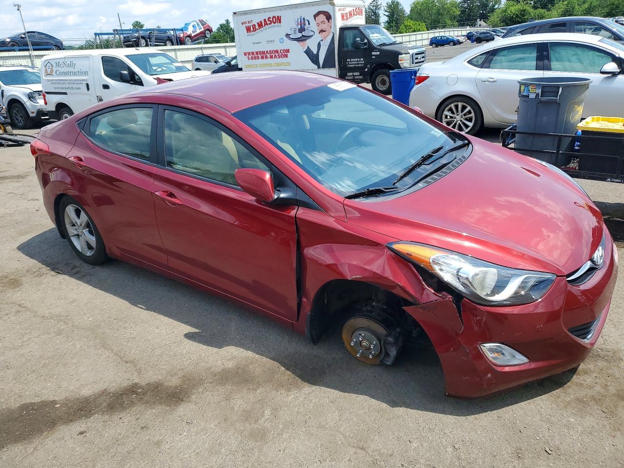 2013 HYUNDAI ELANTRA