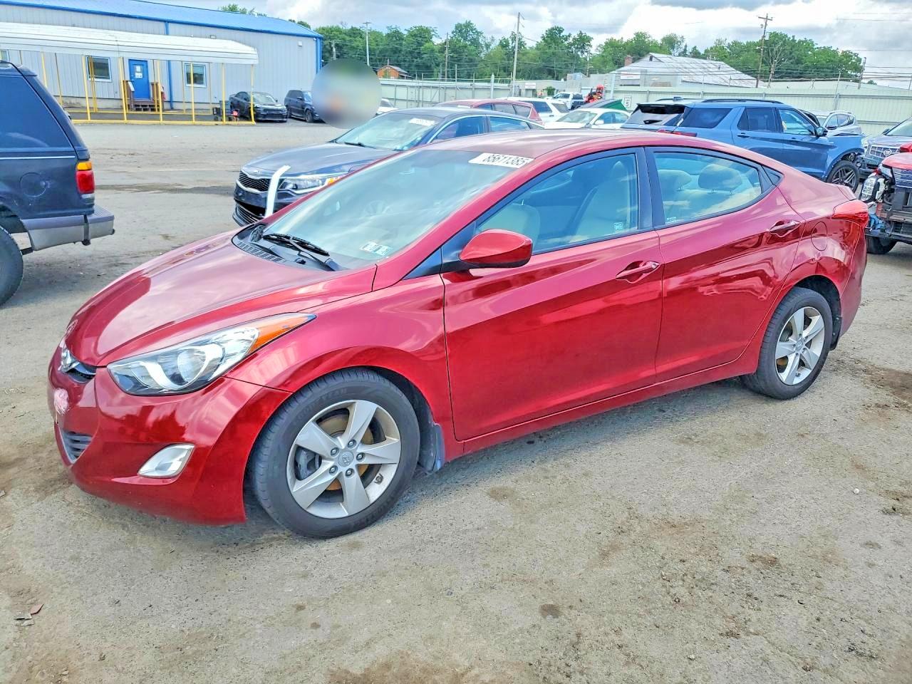 2013 HYUNDAI ELANTRA