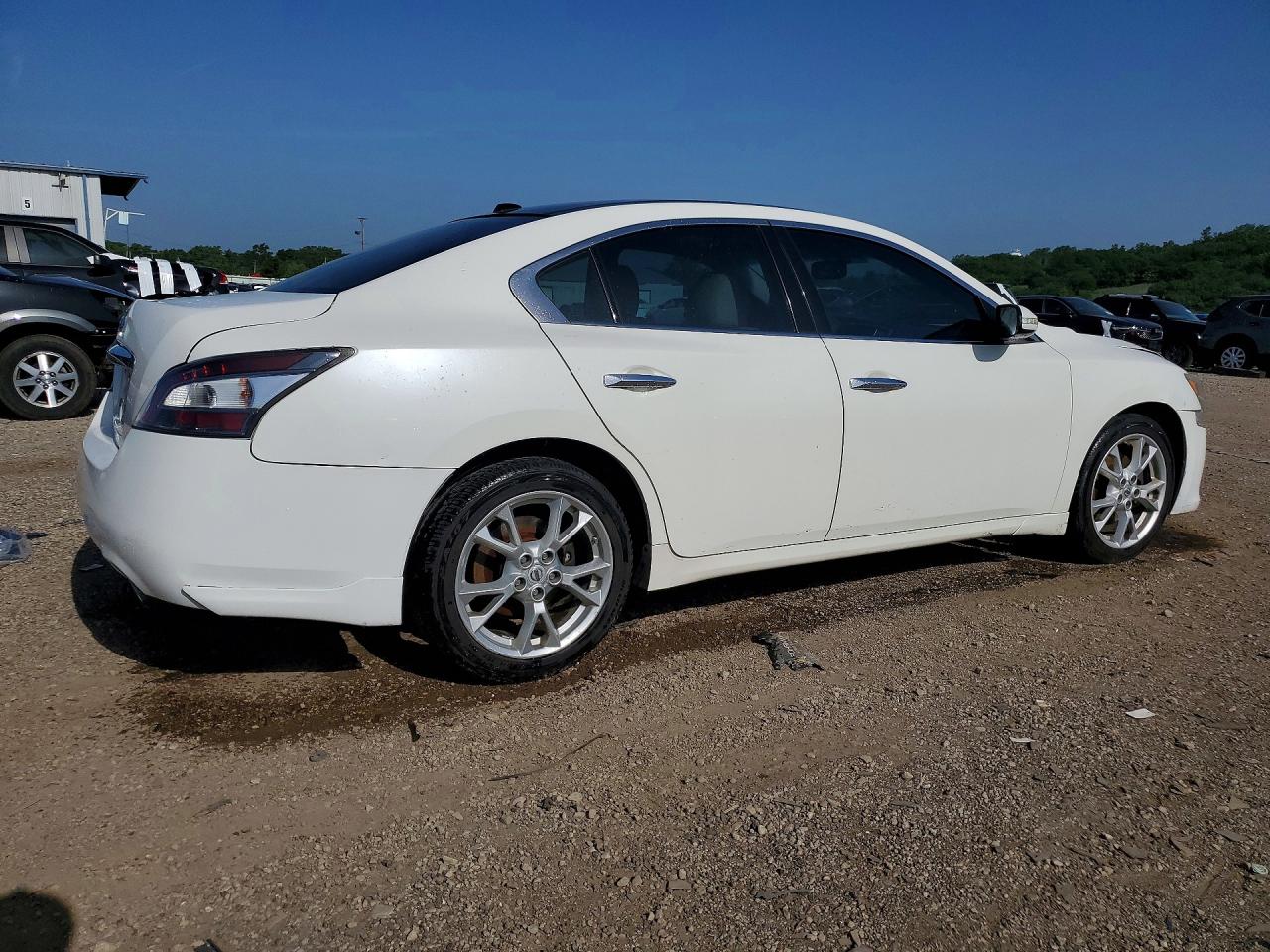 2012 NISSAN MAXIMA